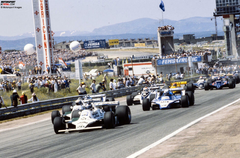 1980: Erstmals wird es richtig ernst im Streit zwischen Weltverband FIA und Konstrukteursvereinigung FOCA. Die Hersteller Alfa Romeo, Ferrari und Renault boykottieren den Spanien-Grand-Prix. Das Rennen findest zwar statt, verliert aber im Nachhinein seinen WM-Status: Es gibt keine Punkte.