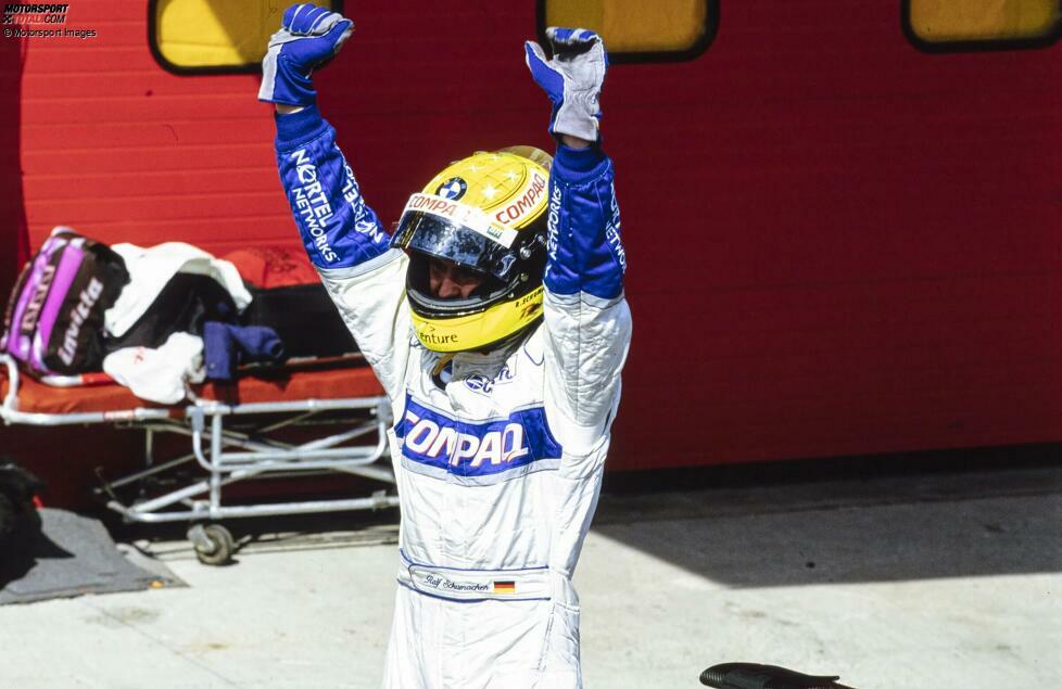 Für den jüngeren Bruder von Michael Schumacher war es der erste von sechs Siegen in der Formel 1. Später in der Saison gewann auch sein Teamkollege in dessen Debütsaison - und das kurioserweise auch noch im gleichen Land.