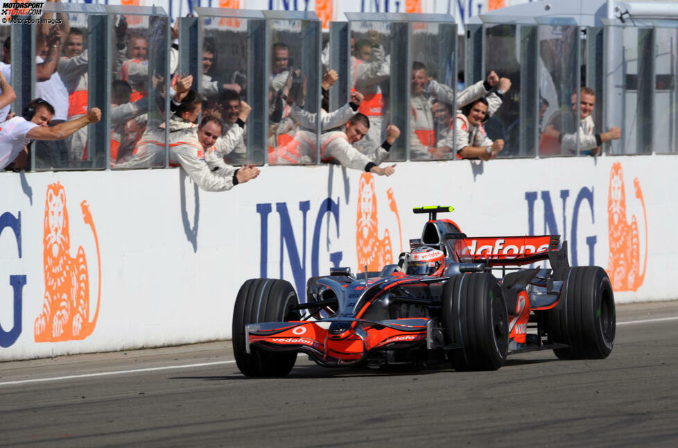 2008: Nach nur einem Jahr bei Renault wechselt Heikki Kovaleinen zur Saison 2008 zu McLaren. Beim Ungarn-Grand-Prix stehen die Sterne günstig und er siegt, aber ...