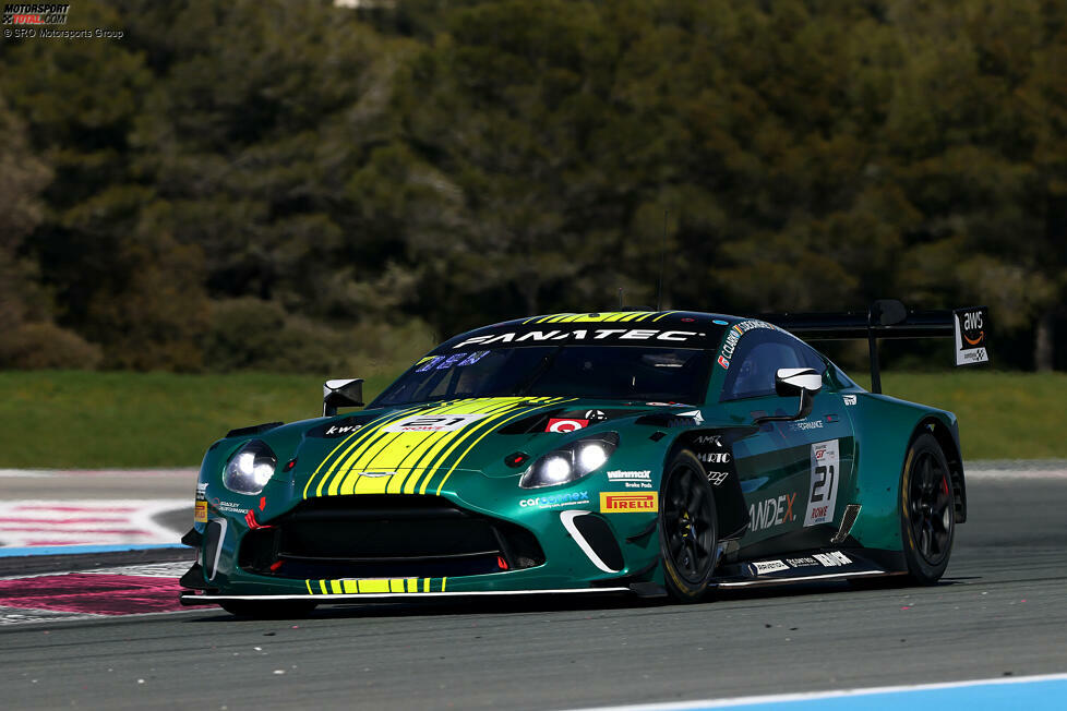 #21 - Comtoyou - Sam Dejonghe/Matisse Lismont/Charles Clark - Aston Martin Vantage AMR GT3 - Silver Cup