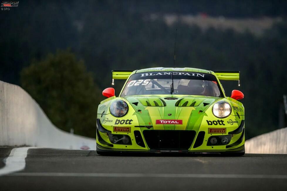 Beim 24h-Rennen in Spa-Francorchamps lief es 2018 nicht besser: Dirk Werner, Romain Dumas und Frédéric Makowiecki landeten auf dem 29. Gesamtrang.