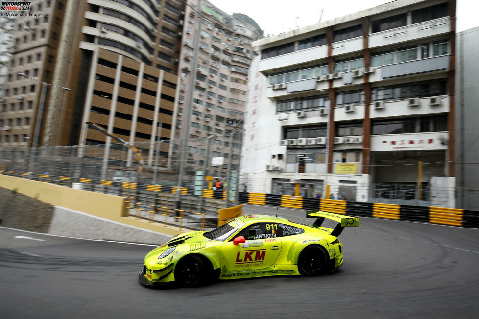 Das Stadtkurs-Debüt von Grello endete mit einer Enttäuschung: Laurens Vanthoor startete 2018 beim FIA-GT-Weltcup in Macau. Allerdings verunfallte der Belgier schon im Qualirennen heftig, sodass ein Start im Hauptrennen nicht mehr möglich war.