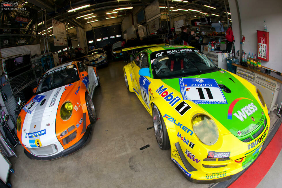Im Jahr 2013 erfolgte die Fusionierung mit der Raeder Automotive GmbH, während Porsche im gleichen Jahr eine 51-prozentige Mehrheitsbeteiligung übernahm. Manthey konzentrierte sich auf die Langstrecken-WM, sodass der 