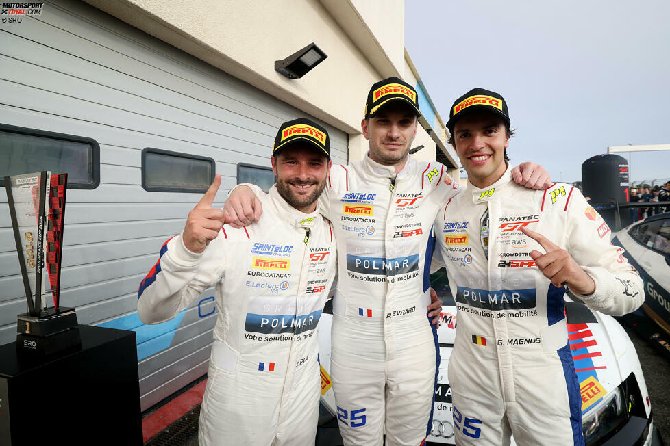 In der Gold-Fahrerwertung des Endurance-Cups triumphieren Jim Pla, Gilles Magnus und Paul Evrad im Audi R8 LMS GT3 Evo II von Sainteloc. Das Trio feierte insgesamt drei Klassensiege in Paul Ricard, am Nürburgring und beim Finale in Dschidda.