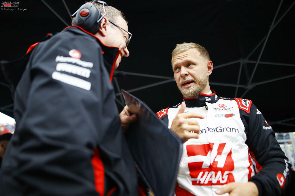Kevin Magnussen (Redaktion: 3) - Der Däne bekommt von uns ebenfalls eine schlechtere Note. Die gute Show würdigen wir auch, aber das alleine bringt eben keine Punkte. Eines seiner besseren Wochenenden in diesem Jahr - aber für eine noch bessere Note trotzdem etwas zu wenig.