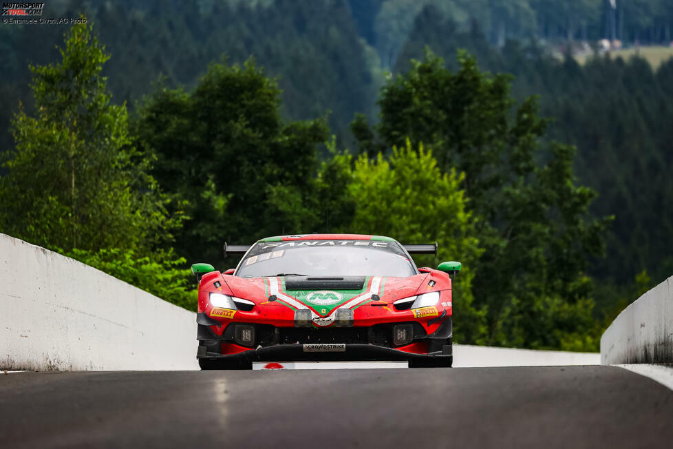Platz 2 Bronze-Cup: AF-Corse-Ferrari #52 - Louis Machiels, Jef Machiels, Andrea Bertolini, Tommaso Mosca