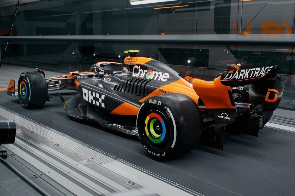 Bevor man das neue Auto für die Formel-1-Saison 2024 offiziell präsentiert, hat McLaren schon einmal das neue Design für den McLaren-Mercedes MCL38 gezeigt
