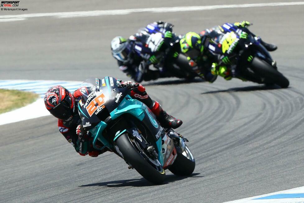 11: Fabio Quartararo konnte in seinem 2020 mit Petronas-Yamaha beeindrucken und die zwei ersten Saisonrennen gewinnen. Als Yamaha-Werkspilot sicherte er sich im Folgejahr mit fünf Siegen den Titel. 2022 gewann er dreimal und schien auf dem Weg zur Titelverteidigung zu sein, hatte gegen Francesco Bagnaia aber das Nachsehen.