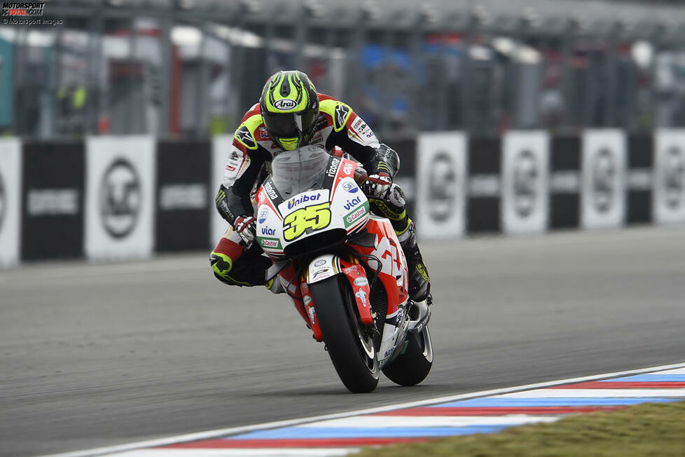 3: In der Saison 2016 gab es sieben verschiedene Sieger in Folge. Einer von ihnen war Cal Crutchlow, der die schwierigen Bedingungen in Brünn auf abtrocknender Strecke am besten meisterte und mit LCR-Honda seinen ersten MotoGP-Sieg feierte. Zwei weitere in Australien 2016 und Argentinien 2018 folgten.