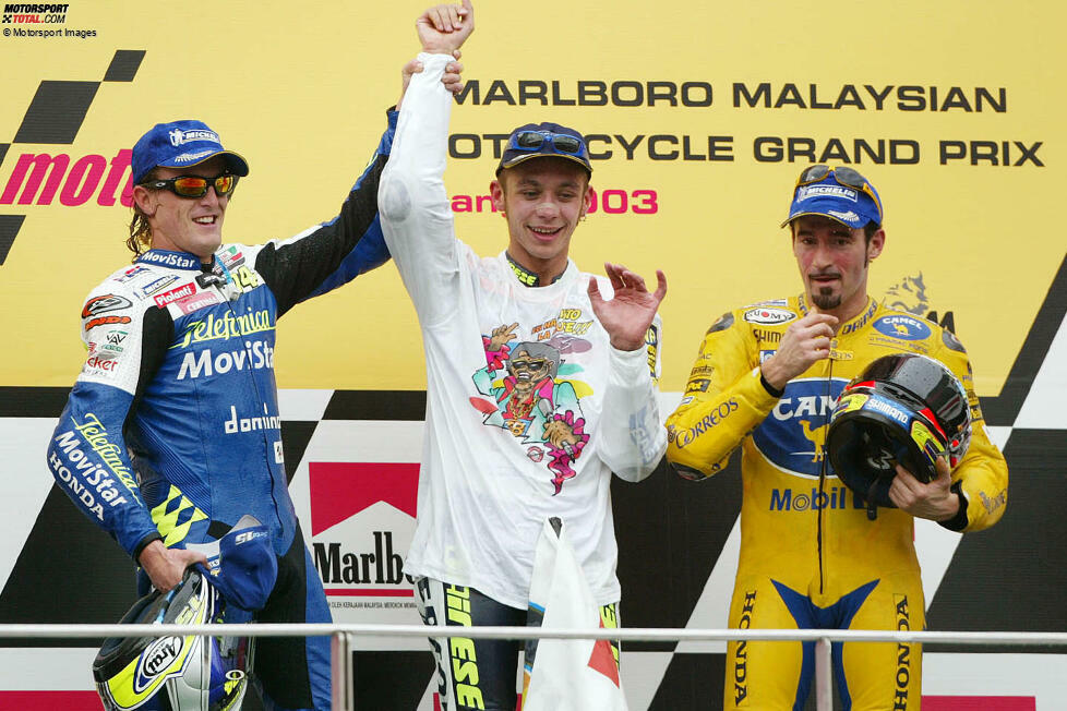 2003 setzt Rossi seine Erfolgsserie fort, auch wenn er sich in einigen Rennen Sete Gibernau von Yamaha erwehren muss. Am Ende gewinnt Rossi erneut deutlich: Zwei Rennen vor Schluss macht er den Titel mit einem Sieg in Sepang perfekt. Es ist sein letzter mit Honda. Saisonbilanz: 9 Siege in 16 Rennen, 357 Punkte