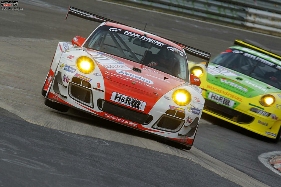 In der Saison 2013 wurde die VLN-Speed-Trophäe erstmals ausgeschrieben: Den Premierentitel sicherte sich der unter der Bewerbung des 