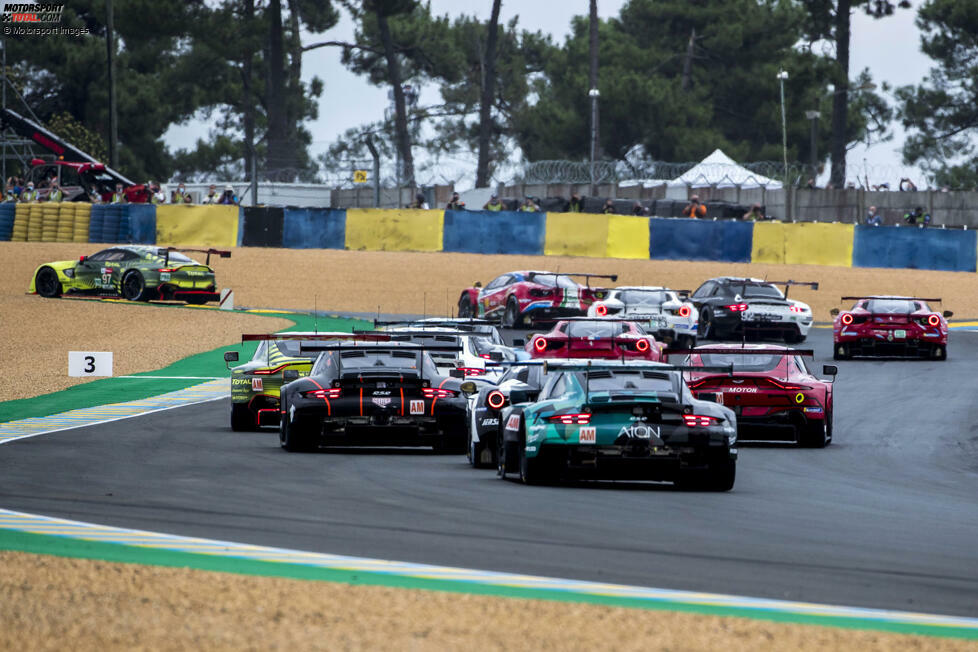 Als Nachfolger der GTE-Am-Klasse kommt die LMGT3-Klasse in ihrer Premierensaison 2024 mit 18 Autos daher. Gestellt werden sie von neun Herstellern: Aston Martin, BMW, Corvette, Ferrari, Ford, Lexus, Lamborghini, McLaren und Porsche setzen allesamt je zwei Autos ein.