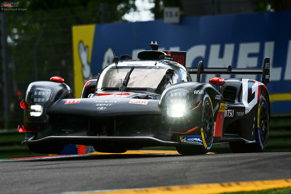Platz 3 Fahrer-Weltmeisterschaft: Kamui Kobayashi/Nyck de Vries (Toyota GR010 Hybrid) - 113 Punkte