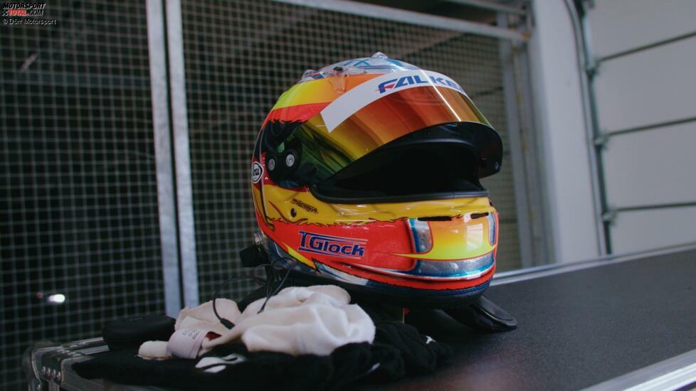 Der Helm des DTM-Routiniers ist bereit: Zuletzt war Glock in der Nürburgring-Langstrecken-Serie NLS im Falken-Porsche unterwegs, wodurch er erstmals GT3-Erfahrung auf der Nordschleife sammelte.