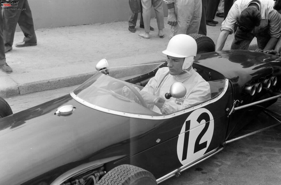 1960: Als der Brite Stirling Moss 1960 mit Lotus gewinnt, stellt er eine Formel-1-Bestmarke auf. Denn niemand sonst hat für mehr unterschiedliche Konstrukteure Rennen als Sieger beendet. Moss schafft das für Cooper, Lotus, Maserati, Mercedes und Vanwall, also fünf Marken!