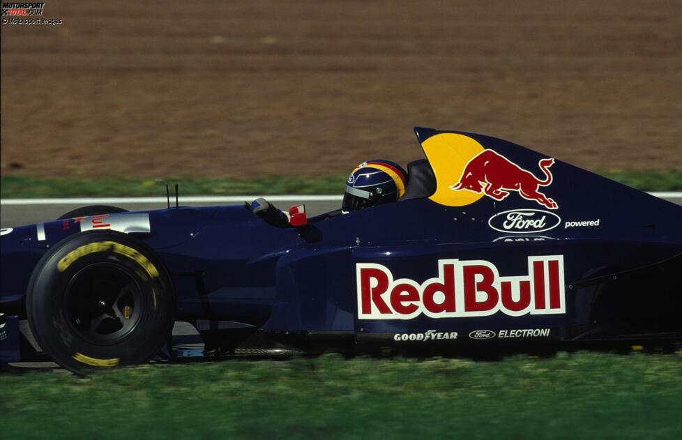 Heinz-Harald Frentzen (Sauber): Der Deutsche gibt sein Formel-1-Debüt 1994 für das Schweizer Team und fährt dort insgesamt drei Jahre. Ende 2002, inzwischen als Vizeweltmeister der Saison 1997 und dreimaliger Grand-Prix-Sieger, kehrt er noch einmal zurück, ehe seine Karriere dort nach der Saison 2003 endet.