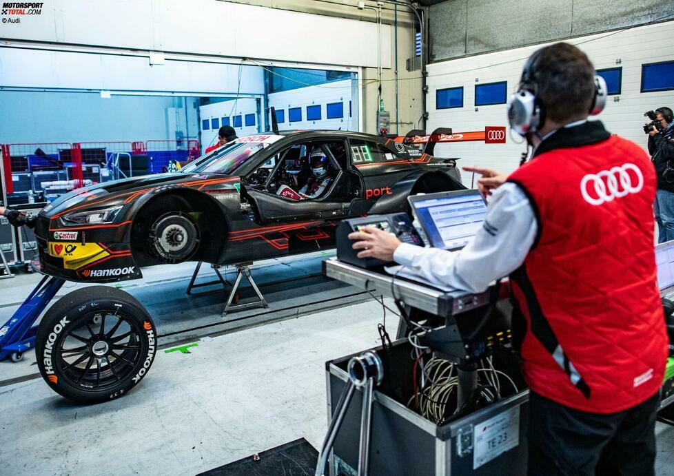 2019: Nach langem Hin und Her werden Turbomotoren eingeführt, um die DTM auch in Sachen Nachhaltigkeit zukunftsfit zu machen. Doch die verbrauchsarmen Hightech-Motoren sind teuer und sorgen für heftige Vibrationen und Zuverlässigkeitsprobleme. Audi dominiert, R-Motorsport steigt nach nur einem Jahr wieder aus der Serie aus.