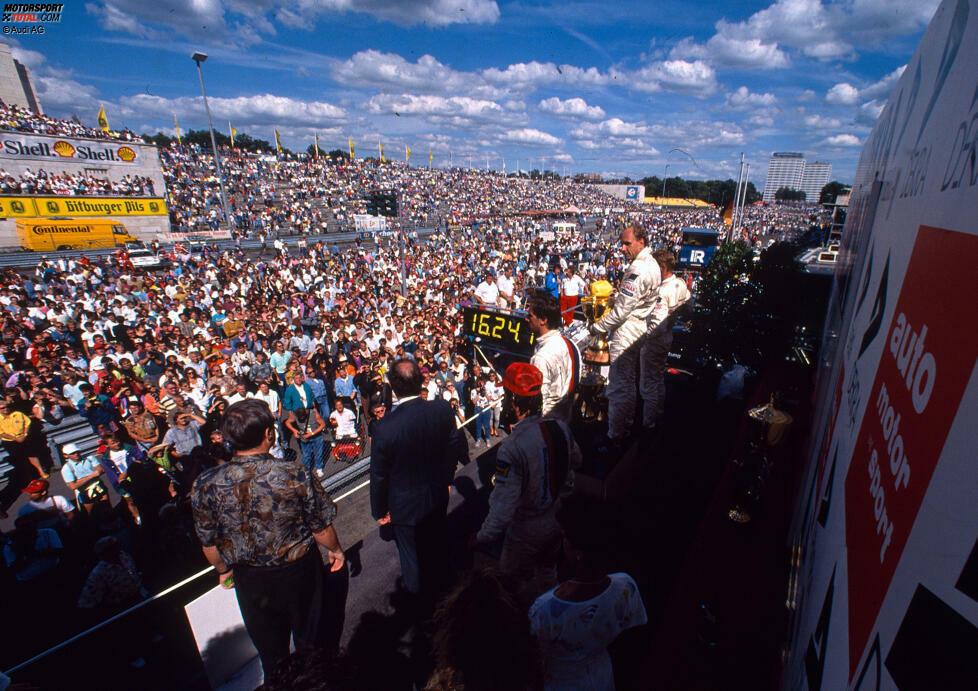 1991 gewinnt Stuck im zweiten Norisring-Rennen gegen Mercedes-Pilot Kurt Thiim. Der Bayer feiert seinen zweiten Heimsieg in Nürnberg.