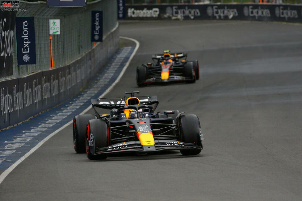 Sao Paulo 2022: Red Bull fordert den im Rennen sechstplatzierten Max Verstappen auf, seinen Teamkollegen Sergio Perez vorbeizulassen, doch Verstappen verweigert sich der Stallregie. Später sagt er: 