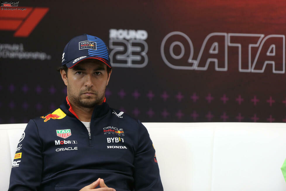 Im Dezember 2024 gibt Red Bull die Trennung von Sergio Perez offiziell bekannt. Der Grund: Die anhaltend schwachen Leistungen von Perez im Vergleich zu Max Verstappen.