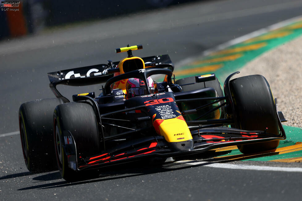 Lawsons erstes Rennwochenende für Red Bull in Australien verläuft enttäuschend: P16 und P17 in den Trainings. 