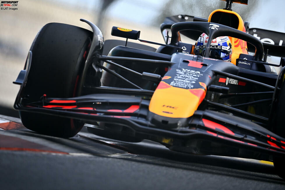 Max Verstappen (Redaktion: 2) - Gewohnt hart im Zweikampf, aber nicht zu hart. Hat Pech beim VSC im Vergleich zu Russell. Im Duell mit Piastri unterläuft ihm ein seltener Fehler. Und die Pole-Runde war sagenhaft gut. Macht insgesamt eine Zwei.