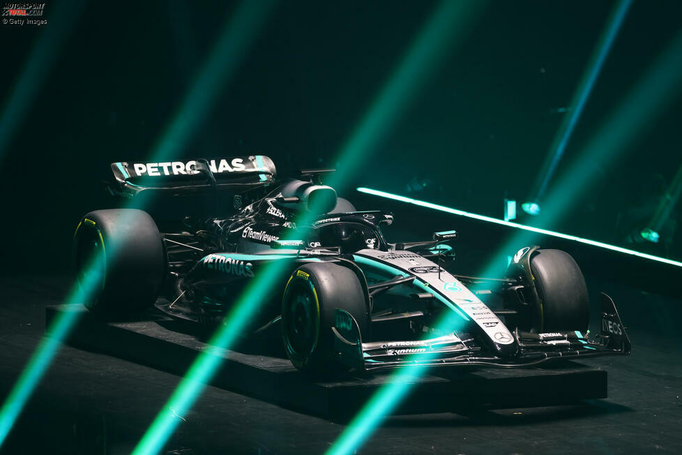 42 Punkte: Mercedes - Silber und Schwarz, dazu das Türkis von Petronas, und fertig ist das Farbdesign der Sternmarke. Auch schon ein Klassiker. Das ergibt den vierten Platz.