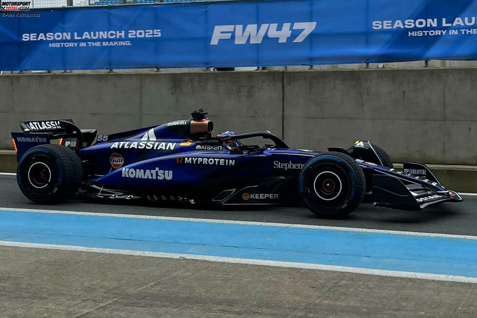 ... legte Team-Neuzugang Sainz im FW47 zurück: mit Regenreifen auf leicht feuchter Strecke in Silverstone bei eisigen Temperaturen. Für Sainz ...