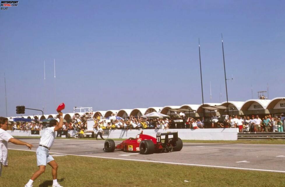 Nigel Mansell (Brasilien 1989) - Nach Andretti dauert es 18 Jahre, bevor wieder ein Pilot beim Debüt für Ferrari gewinnt. Mansell triumphiert beim Auftakt 1989 in Rio. In seinen zwei Ferrari-Jahren reicht es aber nur noch zu zwei weiteren Siegen. Den Titel gewinnt Mansell ebenfalls für ein anderes Team: 1992 triumphiert er mit Williams.