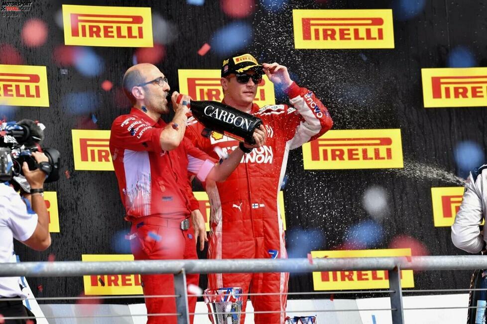 ... soll seine Ferrari-Karriere damit auch gleich im ersten Jahr ihren Höhepunkt erreichen. Er fährt noch bis Ende 2009 für die Scuderia, holt aber keinen weiteren Fahrertitel mehr. Von 2014 bis 2018 kehrt er noch einmal für fünf Jahre zurück - bleibt aber in dieser Zeit komplett titellos und gewinnt lediglich noch ein weiteres Rennen.