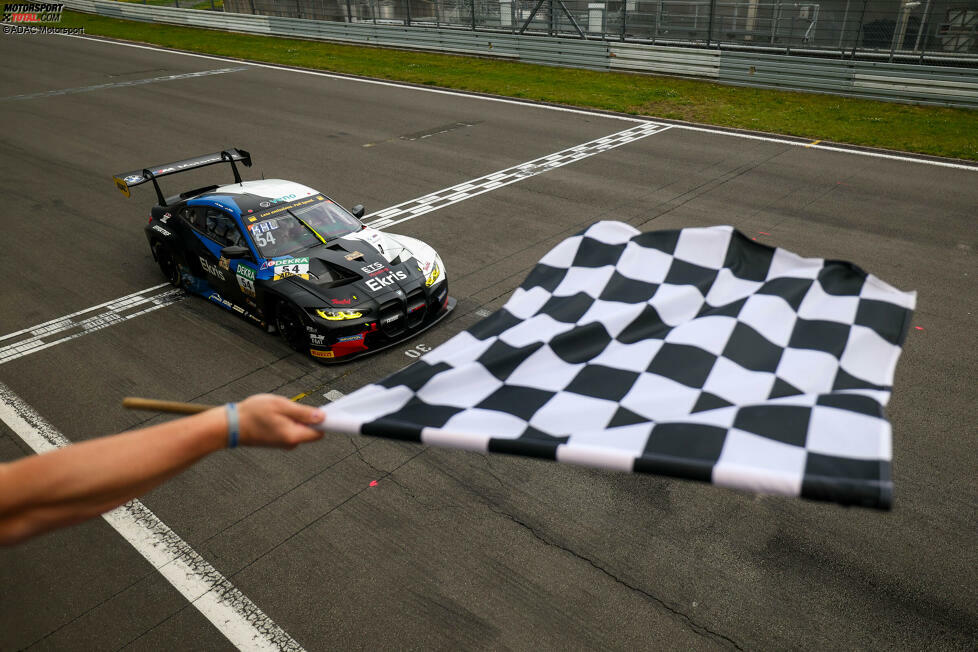 Neben der Marke aus Affalterbach gelang es Premiumhersteller BMW mit dem Team FK Performance dreimal, die oberste Stufe des Podiums zu erklimmen.