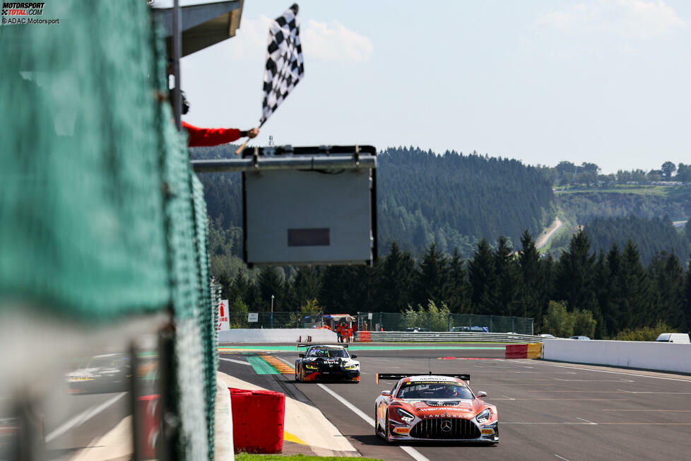 Als erfolgreichster Hersteller im ADAC GT Masters 2024 ging Mercedes-AMG mit neun Siegen aus zwölf Rennen hervor.