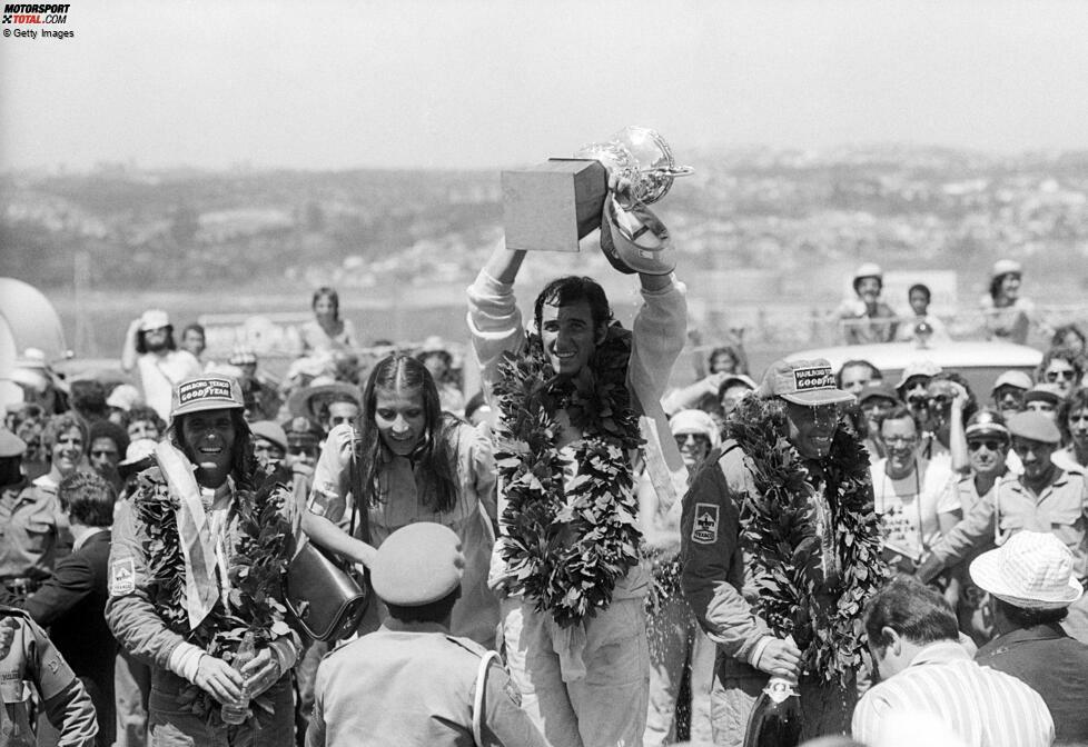 ... erzielt 1975 beim Brasilien-Grand-Prix als Dritter sein erstes Punkte- und Podestergebnis in der Formel 1 - hinter Carlos Pace im Brabham und McLaren-Teamkollege Emerson Fittipaldi.
