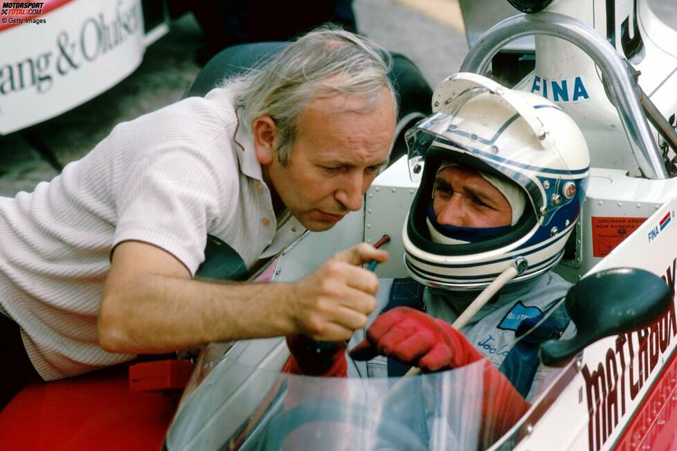 ... überwerfen sich Teamchef Surtees (links) und Mass. Die Stimmung kippt: Wenige Rennen später einigt man sich auf die vorzeitige Vertragsauflösung. Mass wechselt noch 1974 zu McLaren und ...
