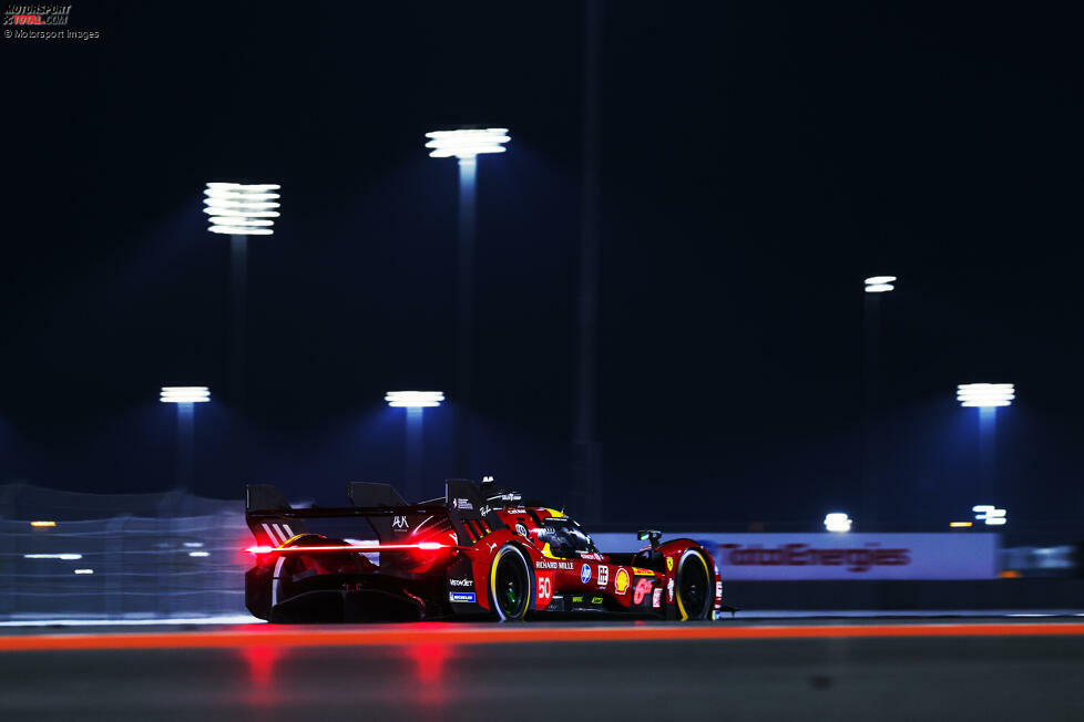 Analyse Ferrari: Klarer Favorit. Hier müsste schon ein Imola oder Spa 2024 passieren, damit das nichts wird. Da Regen am Freitag ausgeschlossen ist, bliebe nur Pech mit Gelbphasen. Man darf nie vergessen: Der Vorsprung ist recht klein - entscheidend zwar, aber sollten die Ferraris im Feld zurückfallen, ist nach vorne Kämpfen schwierig.