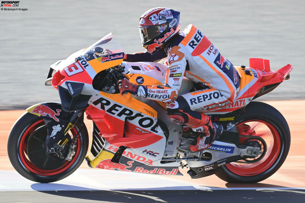 Repsol (aktiv: 1995-2024) ist einer der bekanntesten Sponsoren der MotoGP-Geschichte und Teil des ikonischen Repsol Honda Teams. Die Partnerschaft hat unzählige Titel hervorgebracht und Legenden wie Mick Doohan, Casey Stoner und Marc Marquez geprägt.