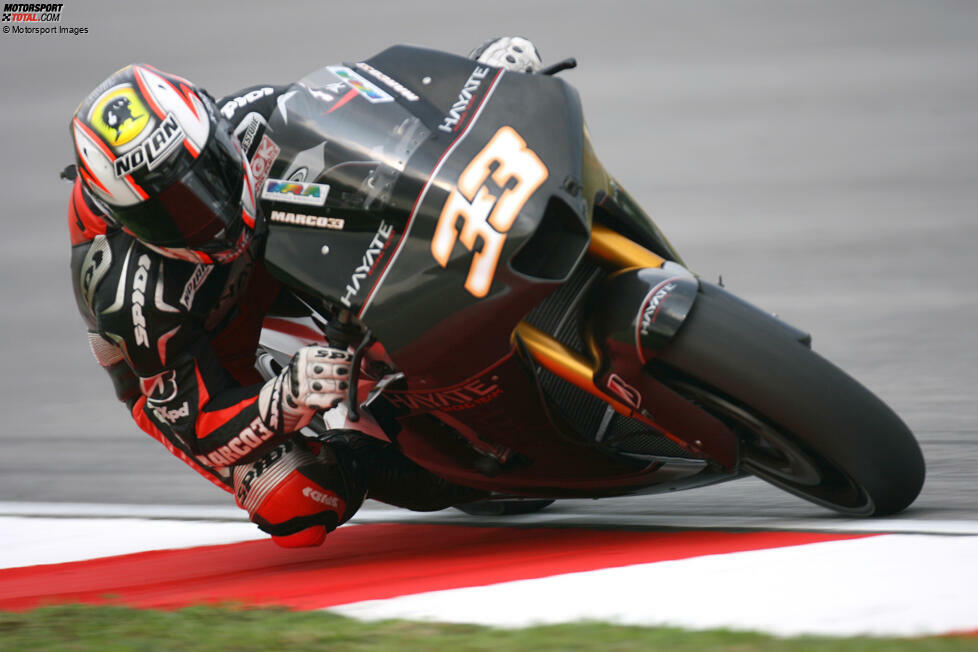 Er wechselt zur Saison 2009 zu Kawasaki, erreicht aber auch mit dem japanischen Hersteller nur einmal das Podium. 2010 geht er zu Gresini-Honda, nur ein Jahr später folgt der Wechsel in die WSBK.