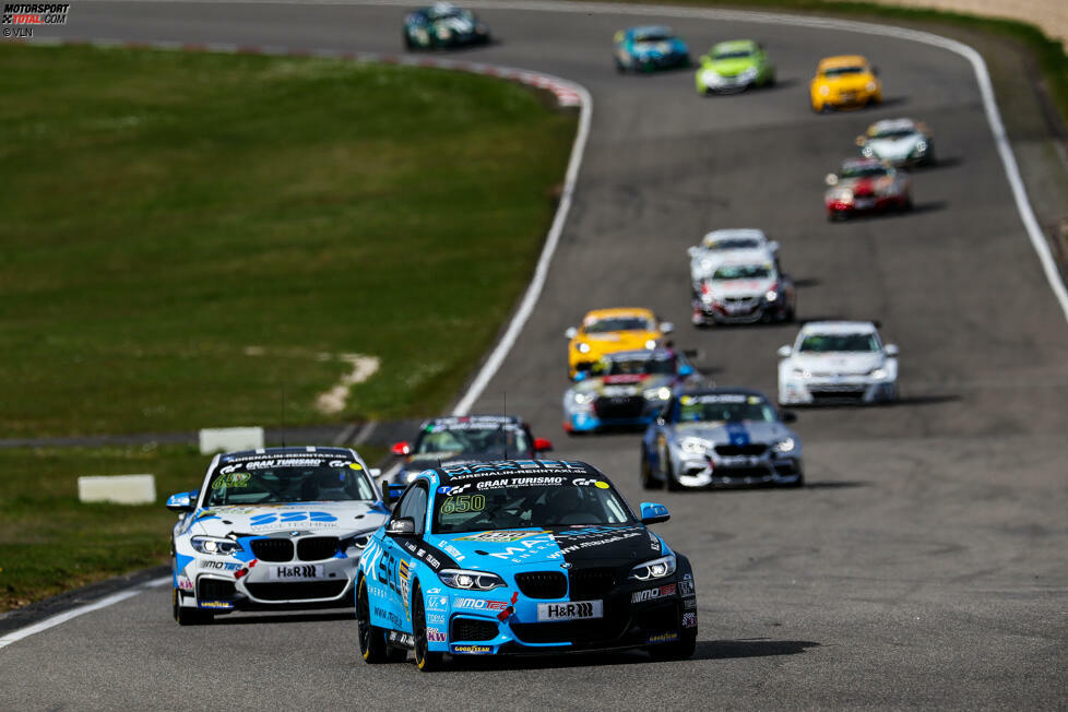 BMW M240i: Ranko Mijatovic, Toby Goodman, Sven Markert (BMW M240i Racing) - 90 Punkte