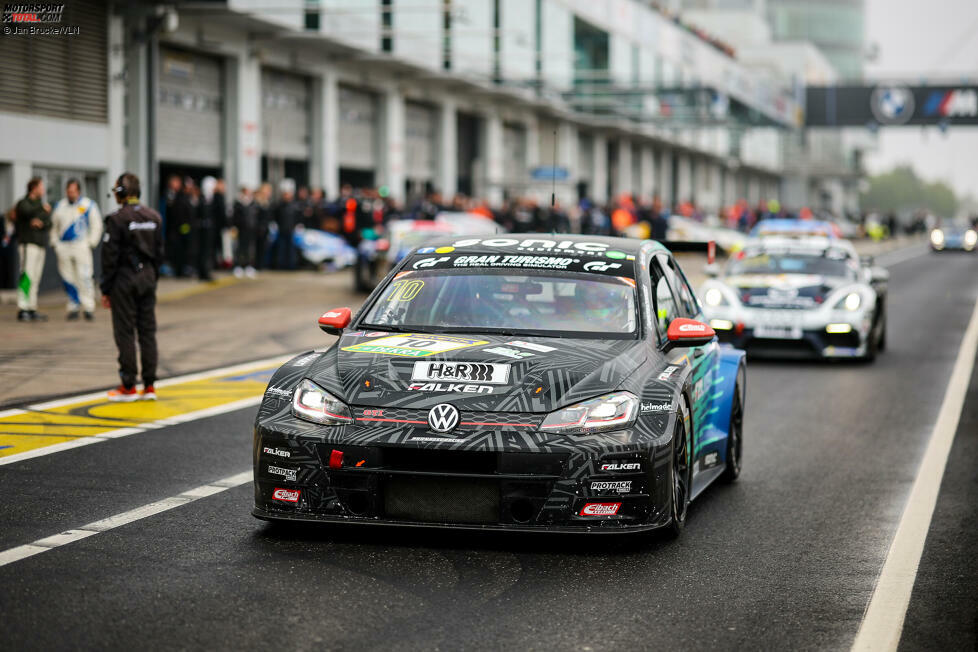 AT: Matthias Wasel, Timo Hochwind (VW Golf VII GTI TCR) - 16 Punkte