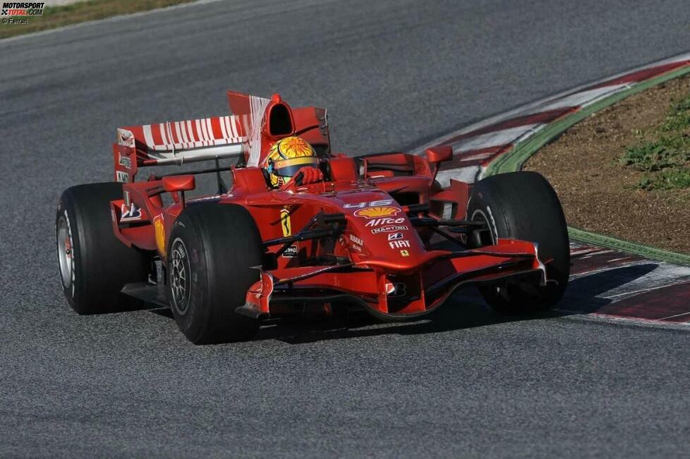 Über die Jahre nimmt Rossi an weiteren privaten Testfahrten teil, unter anderem in Mugello und Jerez 2006 und Barcelona 2008 (im Bild), um weitere Erfahrungen im Formel-1-Auto zu sammeln.