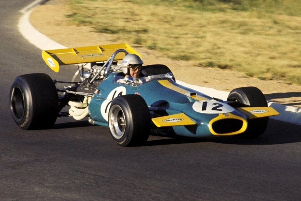 Fahrer wie Juan Manuel Fangio, Nigel Mansell oder Graham Hill beweisen, dass Erfahrung ein entscheidender Vorteil sein kann - Sie haben mit 40 und mehr Jahren noch Rennen gewonnen