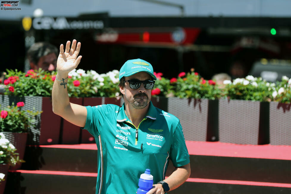 Fernando Alonso (Redaktion: 2) - Für das besagte Manöver am Ende hätten einige sogar die Bestnote gegeben. Die Mehrheit ist aber nicht ganz so euphorisch, daher gibt es auch von uns 