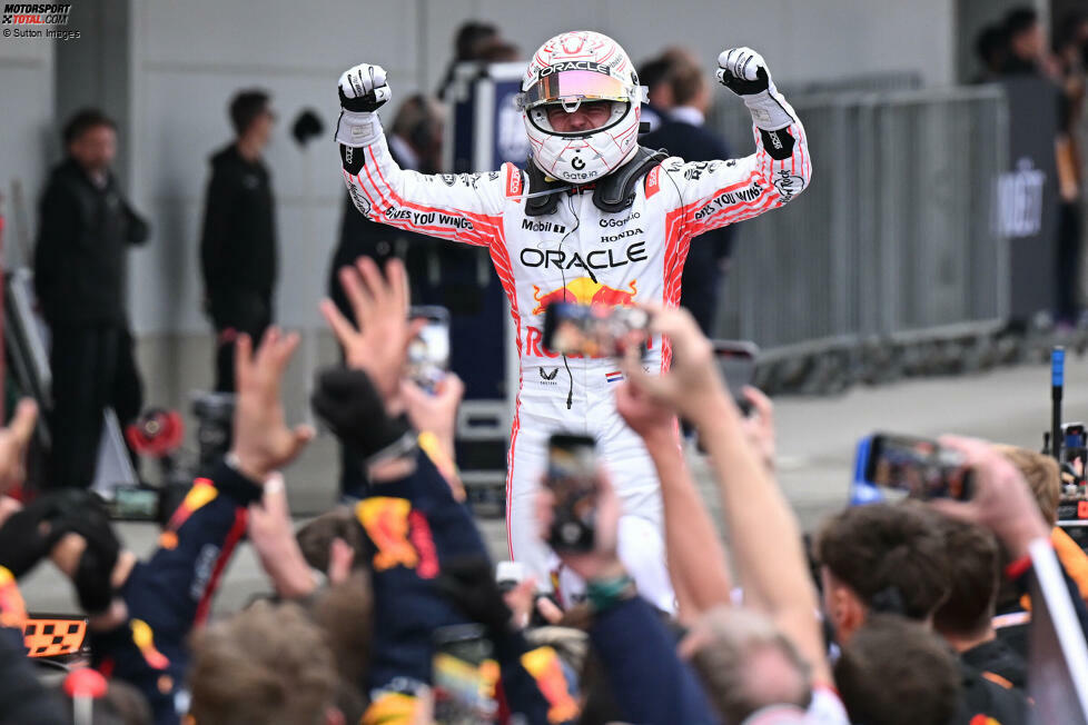 Max Verstappen (Redaktion: 1) - Auch wir können dieses Mal keine Abzüge finden, weshalb der Weltmeister auch der einzige Fahrer ist, der von uns die Bestnote bekommt. Perfekt im Qualifying und im Rennen, und das in einem Auto, das momentan sicher nicht das schnellste ist. Wo wäre Red Bull ohne ihn ...?