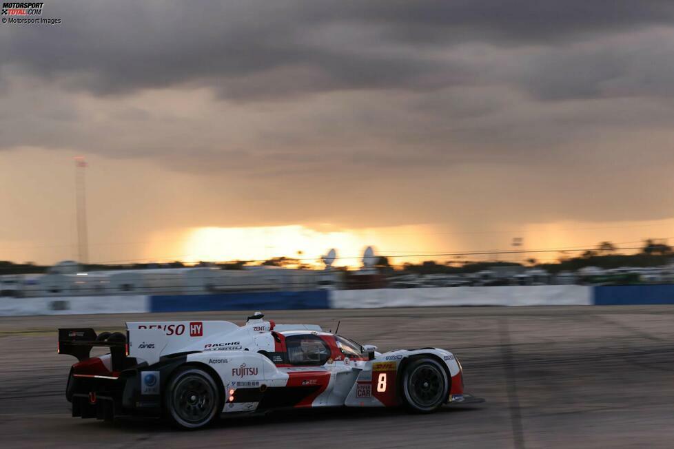 2022 (LMP1): Sebastien Buemi/Brendon Hartley/Ryo Hirakawa (Toyota GR010 Hybrid)