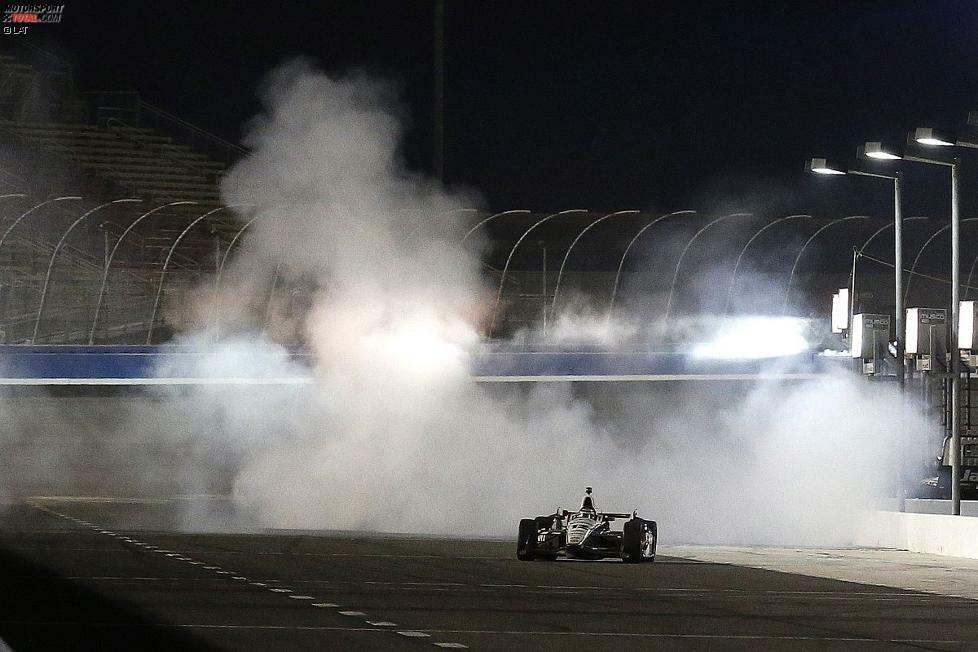 Gegen Will Power war 2014 aber kein Kraut gewachsen. Am Ende gewinnt er seinen ersten IndyCar-Titel sicher vor Castroneves und Dixon.