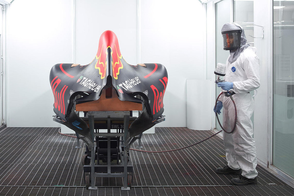 Zu Gast bei den roten Bullen: Hinter den Kulissen der Red-Bull-Racing-Fabrik in Milton Keynes