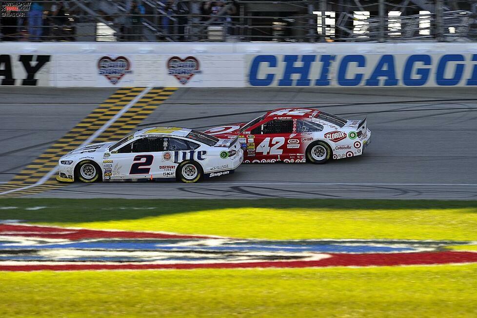 Chase-Auftakt in Chicagoland und Brad Keselowski hält sich schadlos. Ganassi-Youngster Kyle Larson mischt munter vorne mit.