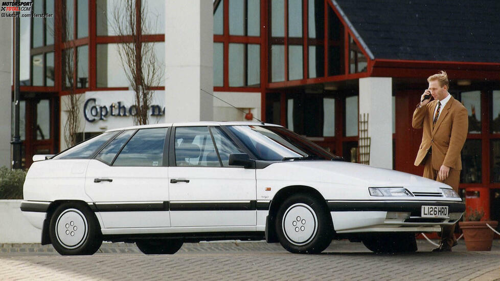 15 Jahre nach dem Citroën CX holte sich auch sein Nachfolger, der XM, den Titel ?Auto des Jahres?. Es sollte bis heute der letzte Sieg für Citroën sein. Auf den weiteren Plätzen: Mercedes SL und Ford Fiesta.