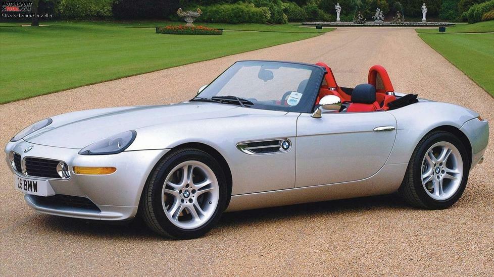 BMW Z8: Auch in diesem Fall wurde nur wenig gegenüber der Studie verändert. Zu den Modifikationen gehört das Verschwinden des 