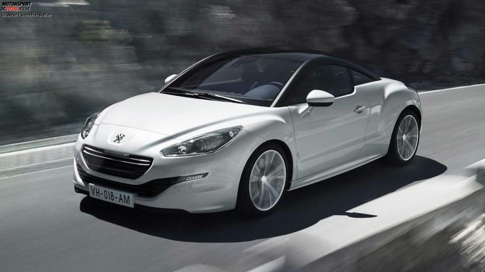 Peugeot RCZ: Zwei Jahre nach der Präsentation der Studie kam der Peugeot RCZ mit fast identischem Design auf den Markt. Zu den charakteristischsten Merkmalen gehörten die zwei Ausbuchtungen des Daches, während das Interieur praktisch vom 308 übernommen wurde. Niedrige Verkaufszahlen führten zum Produktionsende.